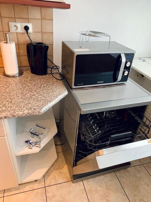 Grand Appartement 2 Chambres 5 Pers Max, Vue Panoramique Avec Parking Mulhouse Ngoại thất bức ảnh